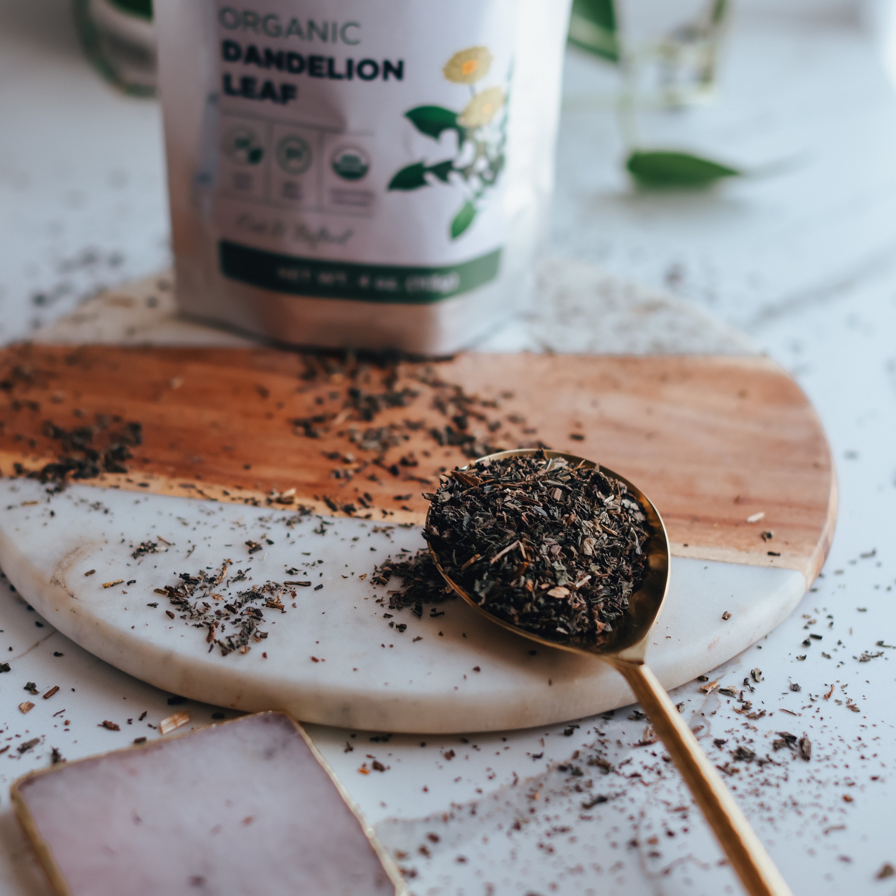 Dandelion Leaf, USDA Certified Organic, Cut & Sifted – Elanen Naturals